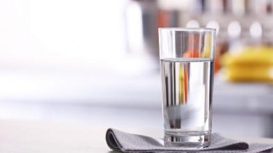 Цікавий факт: чому вранці потрібно пити теплу воду