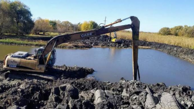 Хотів розводити рибу: вчитель із Волині незаконно викопав три водойми й отримав штраф