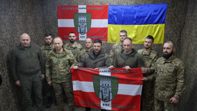 Зеленський вручив бойові нагороди воїнам легендарної 100-ї бригади