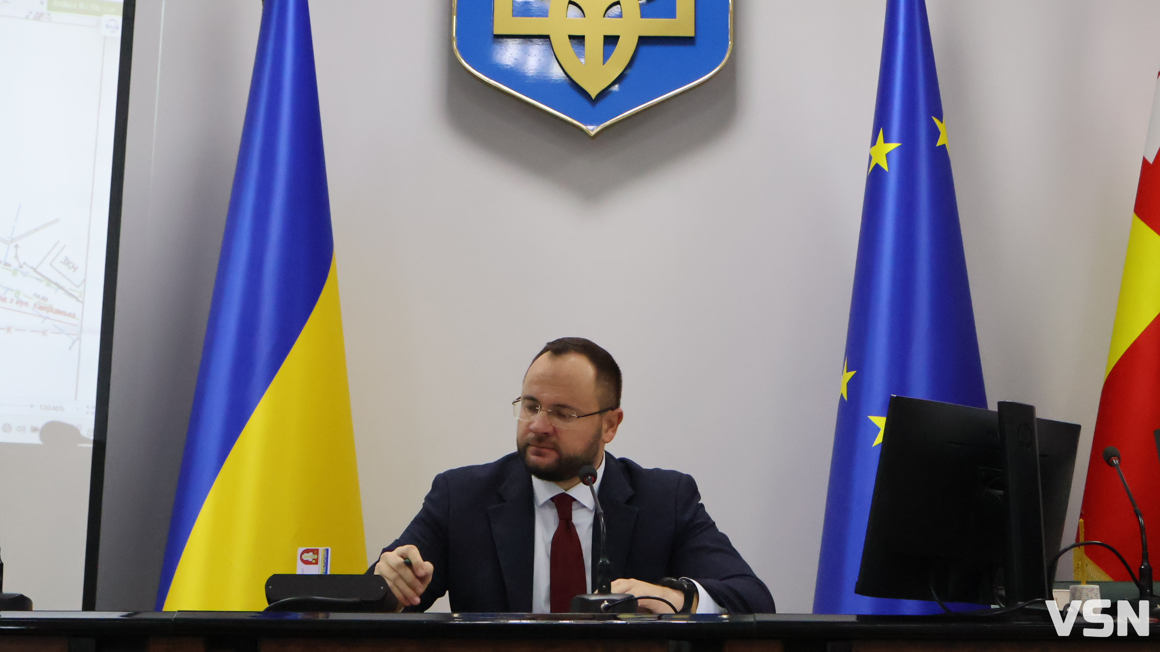 У Луцьку припинили право користування землею для 12 ділянок управління освіти