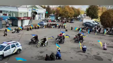 Молодий Герой з Волині Максим Кухтей «на щиті» повернувся додому. Відео