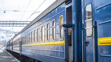 «Укрзалізниця» призначила додаткові потяги до Західної України. Перелік