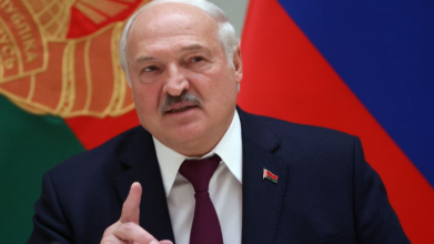 «Дівчатам вибачаю»: Лукашенко осоромився новою заявою про ЛГБТ-спільноту. Відео