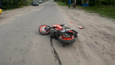 На Волині зіткнулися авто і мотоцикл, травмувався водій двоколісного
