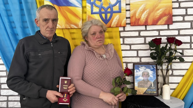 На Волині батькам полеглого на фронті солдата Петра Якимчука вручили посмертний орден сина