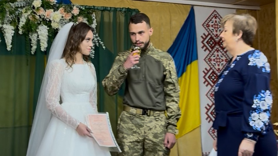 Війна коханню не завада: на Волині одружився військовий