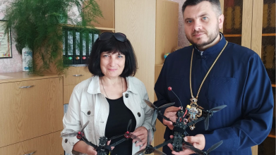 Батьки дошкільнят з Волині придбали дрони для воїнів ЗСУ
