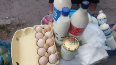 Скільки коштують домашні молочні продукти на Волині