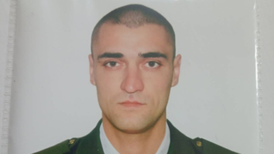 Залишилася дружина та маленькі діти: обірвалося життя Героя з Волині Віктора Кушніра, який понад дев'ять років захищав Україну