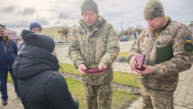 Рідним Героїв з Волині вручили посмертні нагороди воїнів