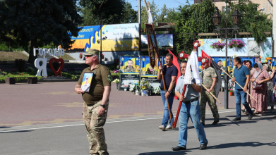 Понад два роки вважався зниклим безвісти: на Волині поховали Героя Дмитра Обозовського