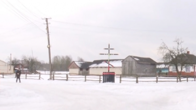 Вулиці майже порожні: як живуть люди в селі на Волині