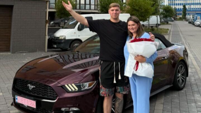 Волинянка виграла Ford Mustang у розіграші блогера: деталі