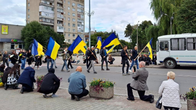 Дві донечки втратили батька: на Волині попрощалися з Героєм Михайлом Дудинцем