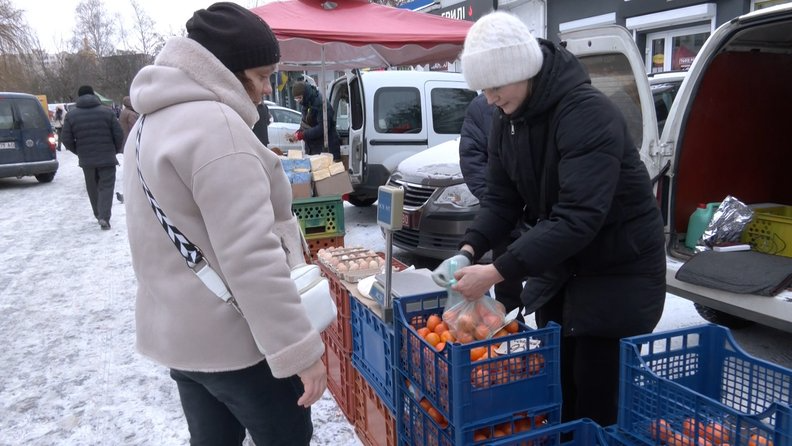 Як змінились ціни на продукти до новорічного столу на Волині?