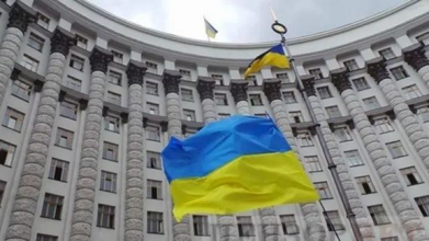 Три міністри подали до парламенту заяви про відставку