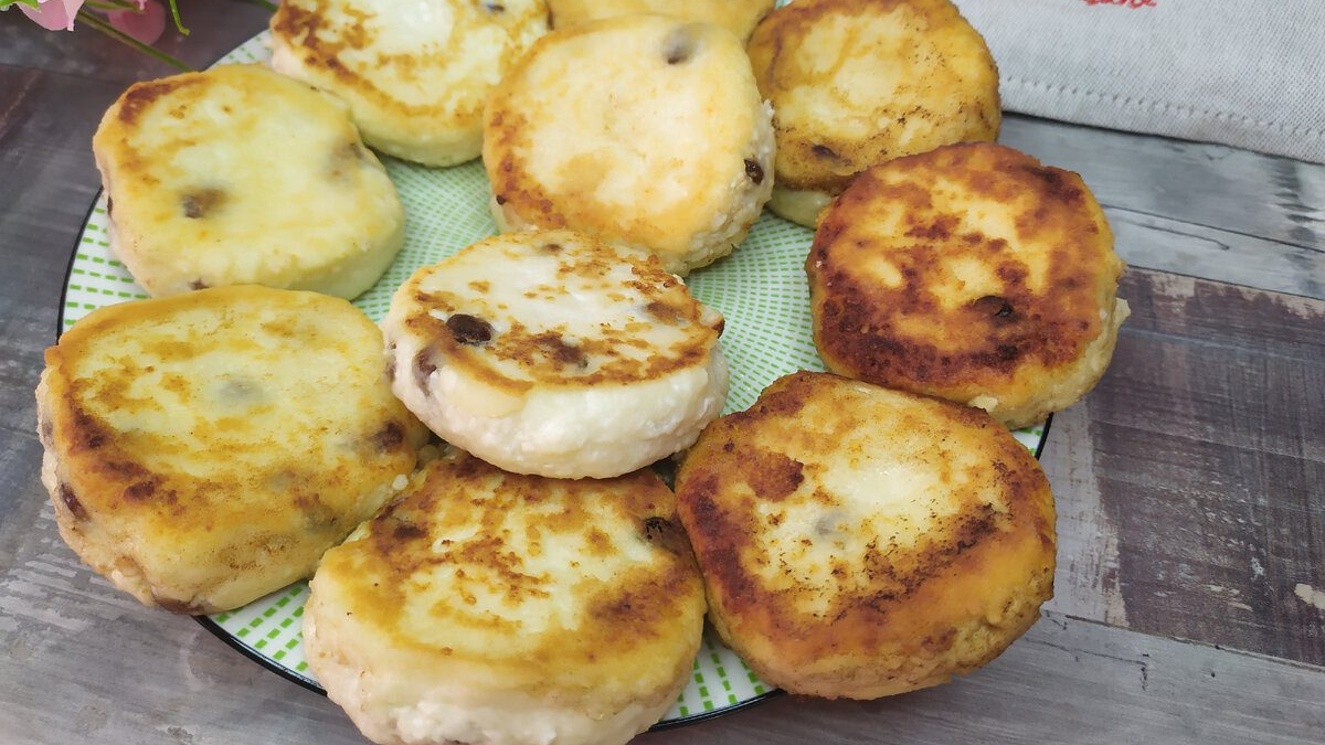 Сирники без сковорідки: як приготувати ніжний і корисний сніданок у духовці