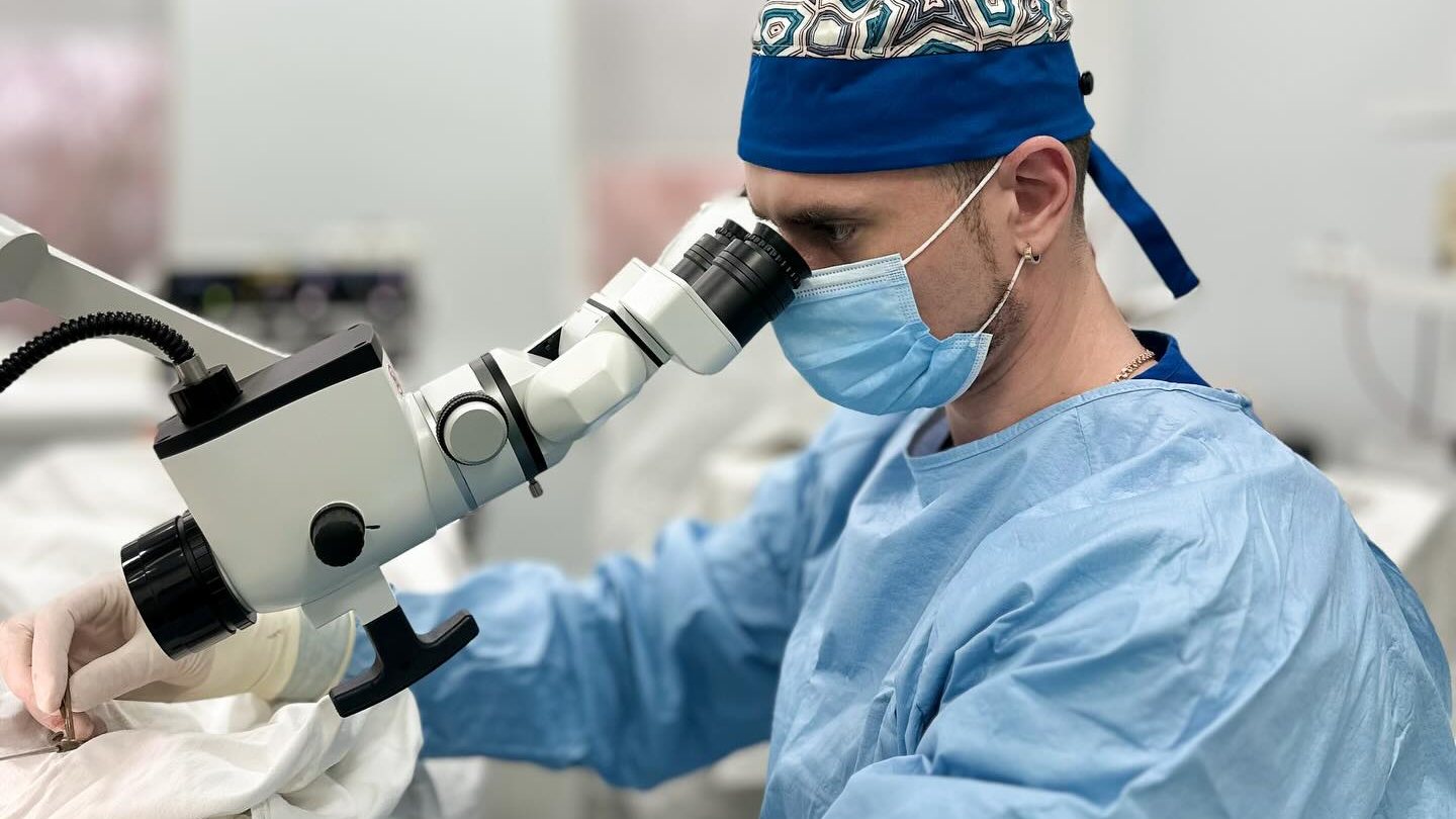 Волинські медики успішно провели дві ЛОР-операції маленькій пацієнтці