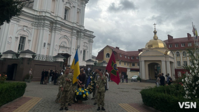 Загинув у квітні минулого року, не доживши до 22 років: у Луцьку попрощалися з Героєм Андрієм Лютим