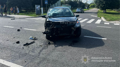 На Волині автівка зіткнулася з мотоциклістом, водій двоколісного у лікарні