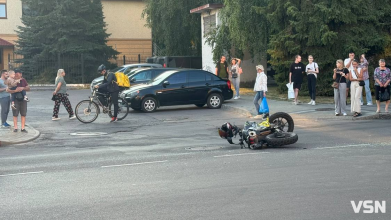 16-річний мотоцикліст - у лікарні: подробиці аварії у центрі Луцька
