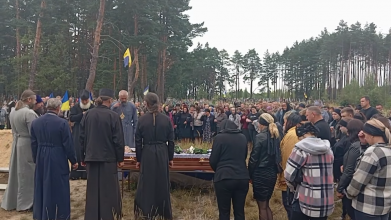 Лікарі робили все можливе аби врятувати його життя, але серце зупинилося: на Волині поховали Героя Василя Тимченка