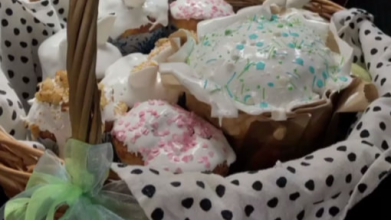 Печуть самі чи купують: яку паску на Великдень обирають у Луцьку