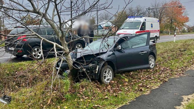 У Торчині ДТП: водій не вибрав безпечної швидкості в’їхав у дерево