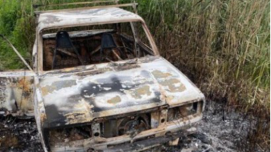 Наймолодшому 16 років: на Львівщині троє хлопців викрали «ВАЗ–2107» і спалили його