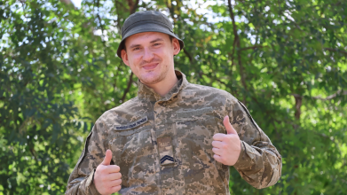 Нащадок гетьмана, який розгромив московитів під Конотопом, став лікарем «Сталевої Сотки»