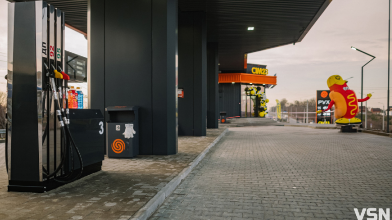 Мережа АЗК «Паливо» та «Рух» знижує ціни на пальне у вихідні на Волині та Рівненщині