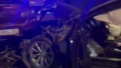 Від удару Mazda перекинулась на бік: з'явилося відео зіткнення чотирьох автівок на Волині