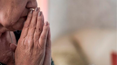 Ображав, погрожував та травмував матір: волинянин отримав покарання за домашнє насильство