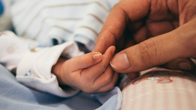 Дві хвилини до дива: на Волині породілля народила хлопчика просто в «швидкій»