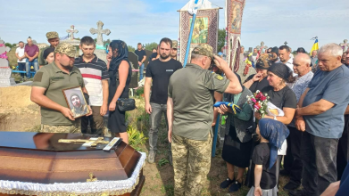 Майже дев’ять місяців чекали звістки: на Волині попрощалися із загиблим воїном Іваном Михалевичем