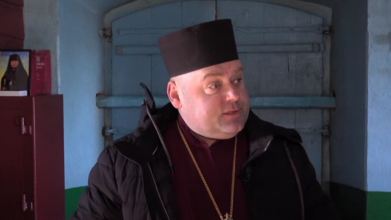 «Ми в Україні, тому богослужіння мають бути українською. Крапка»: настоятель унікальної церкви на Волині. Відео