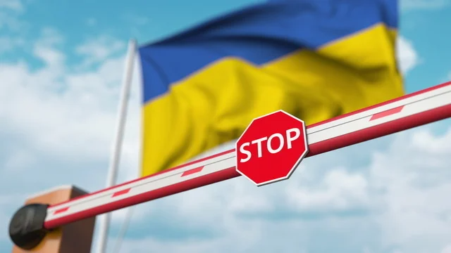 План зірвав увімкнений телефон: на Волині судили чоловіка за спробу переправи ухилянта через кордон