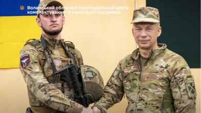 Захисника з Волині нагородили двома державними нагородами