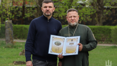 Капелана 100-ї бригади відзначили Подякою Голови Верховної Ради України