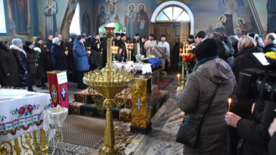 Поліг у бою понад рік тому: у Луцькій громаді попрощалися з Героєм Юрієм Кошулинським