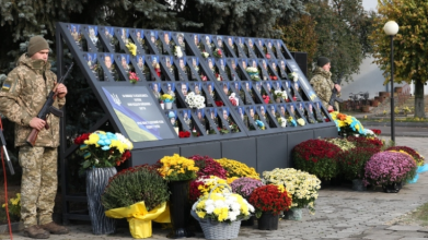 У волинській громаді відкрили стелу памʼяті загиблих у війні