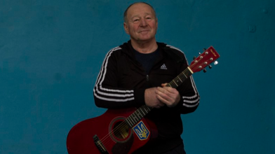 Продав корову заради музики: історія вчителя з Волині, який написав понад 250 пісень