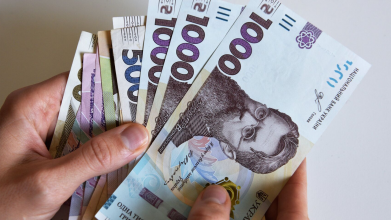 Пенсії в Україні: хто може отримати надбавку