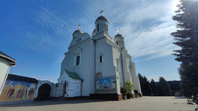 «На сесії на депутатів тиснули і залякували»: скандал із Зимненським монастирем МП на Волині