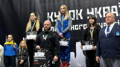 Лучанка стала чемпіонкою України з паверліфтингу і встановила новий рекорд