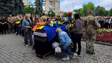 Загинув у російському полоні понад 2 роки тому: на Волині всім містом прощалися з Героєм Павлом Шайтаном