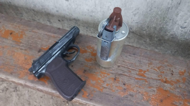 На Волині у пасажира автобуса знайшли пістолет і гранату