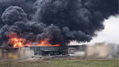 Кому належать склади, пошкоджені внаслідок повітряної атаки на Луцьк