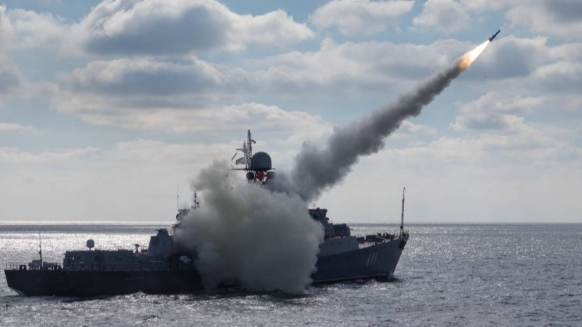 Окупанти утримують 5 носіїв крилатих ракет на морі для ракетних ударів по Україні