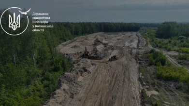 На Волині виявили незаконний видобуток піску на площі понад 3 гектари
